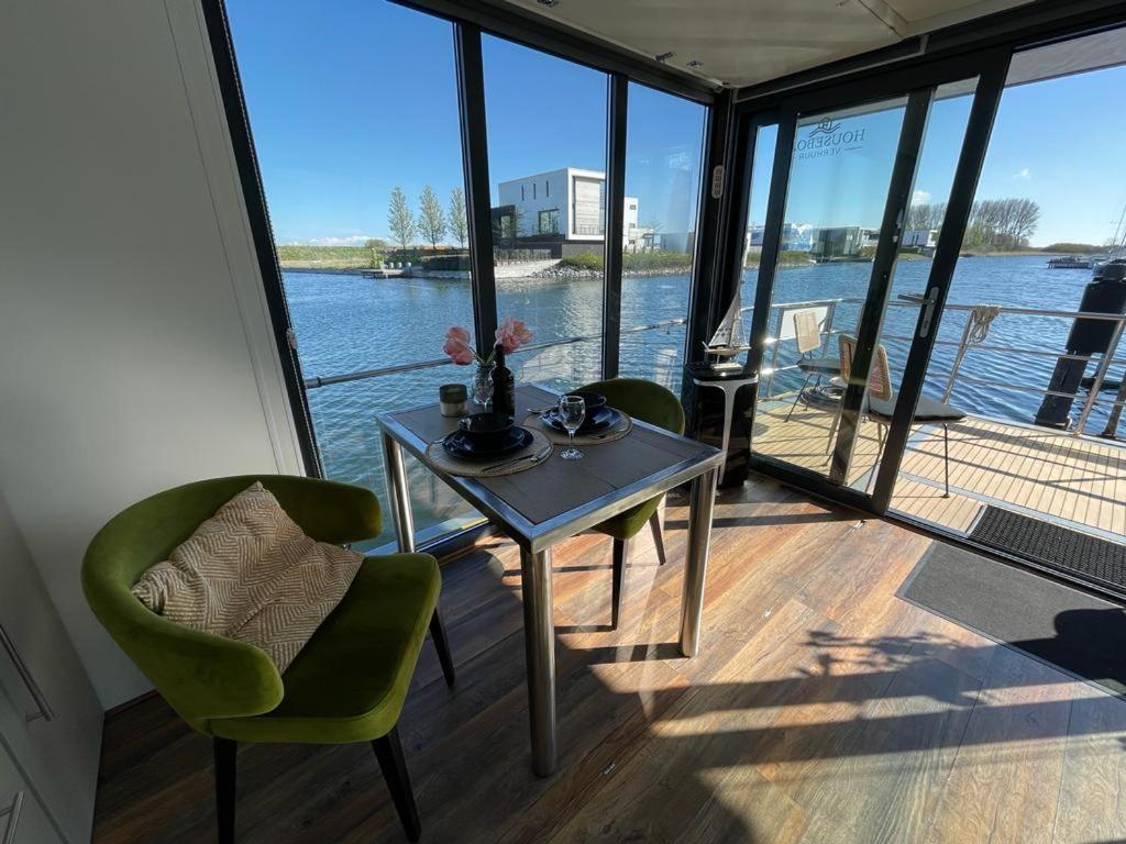 Houseboat Kamperland Hotel Bagian luar foto