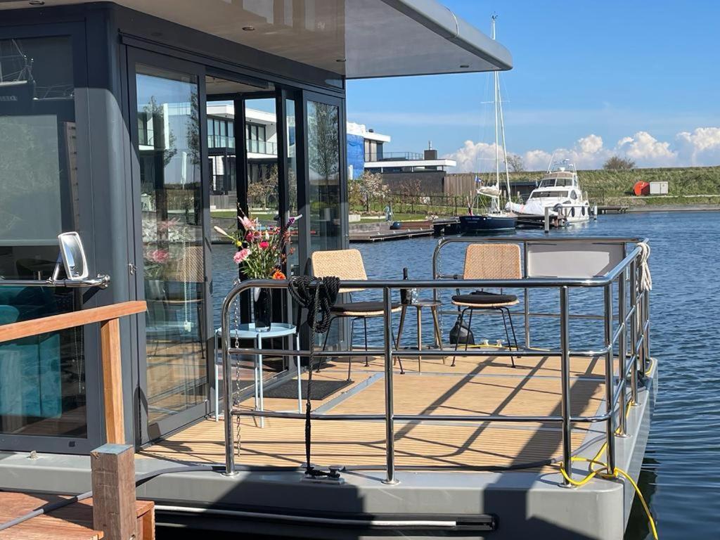 Houseboat Kamperland Hotel Bagian luar foto
